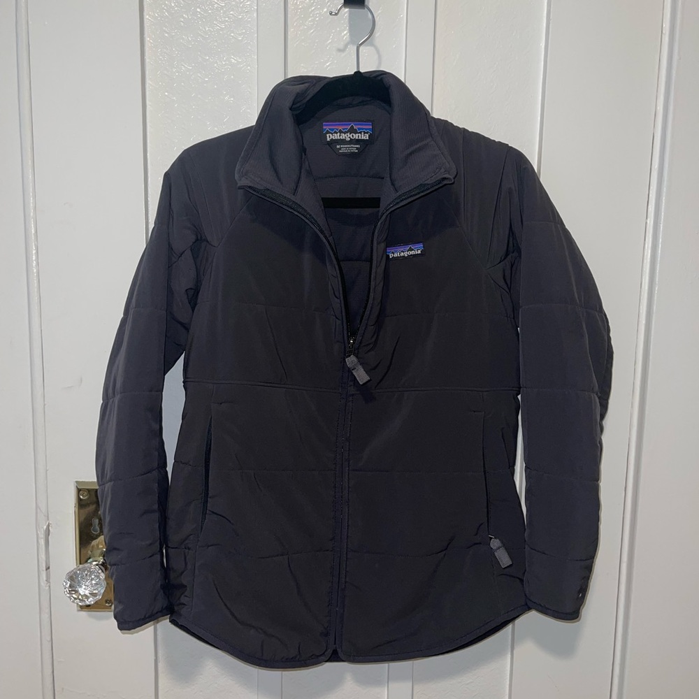 Patagonia full zip puff jacket